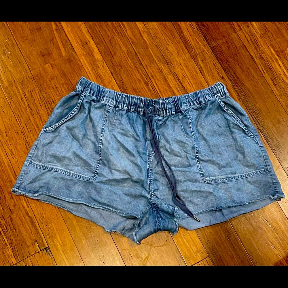 Good Hart by Matilda Jane denim shorts